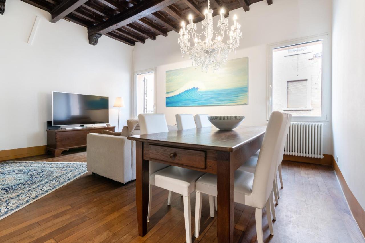 Exclusive Elegant Apartment In Pieno Centro! X4 Римини Екстериор снимка