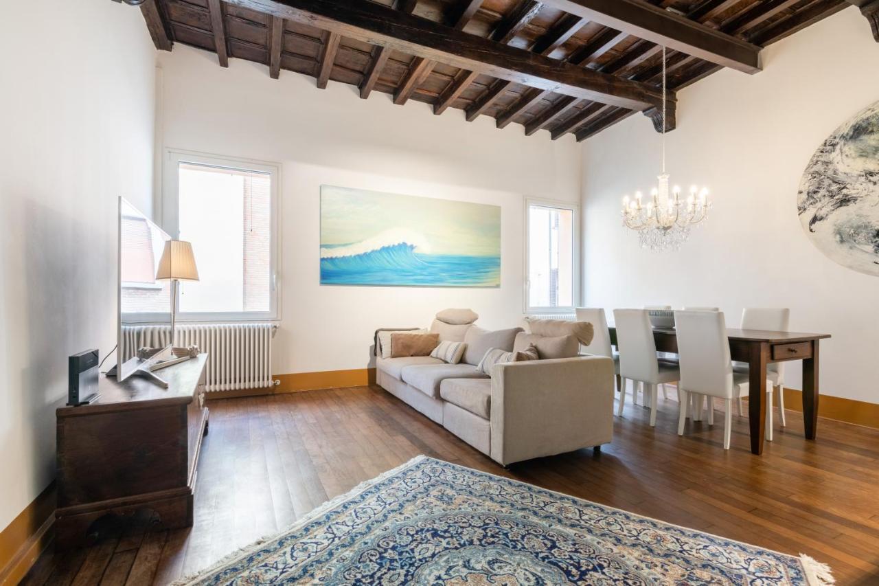 Exclusive Elegant Apartment In Pieno Centro! X4 Римини Екстериор снимка